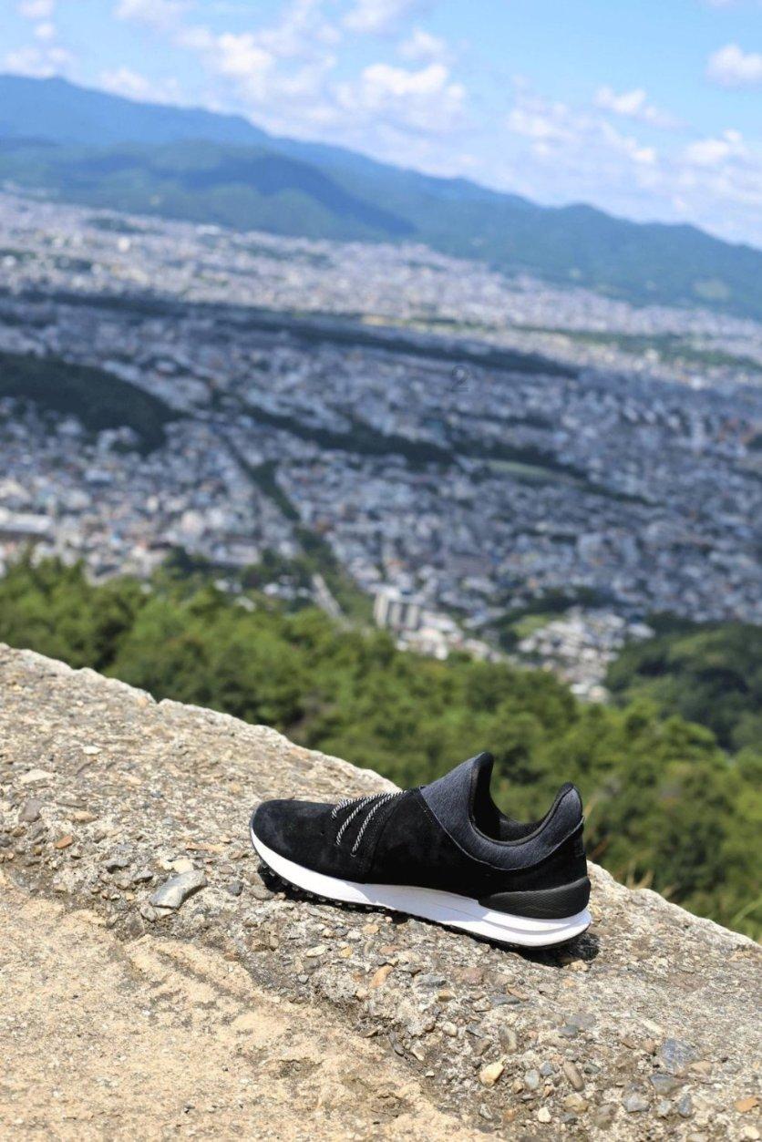 阳台封闭用什么材料好游戏画面